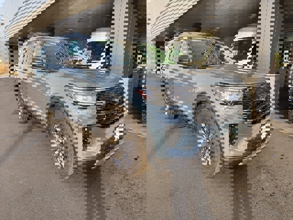 New 2026 Ford Explorer Active w/ Active Comfort Package