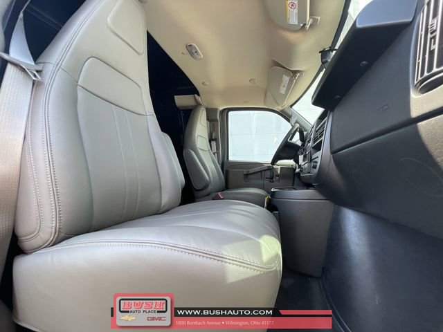 New 2025 Chevrolet Express 3500 w/ Driver Convenience Package image 24
