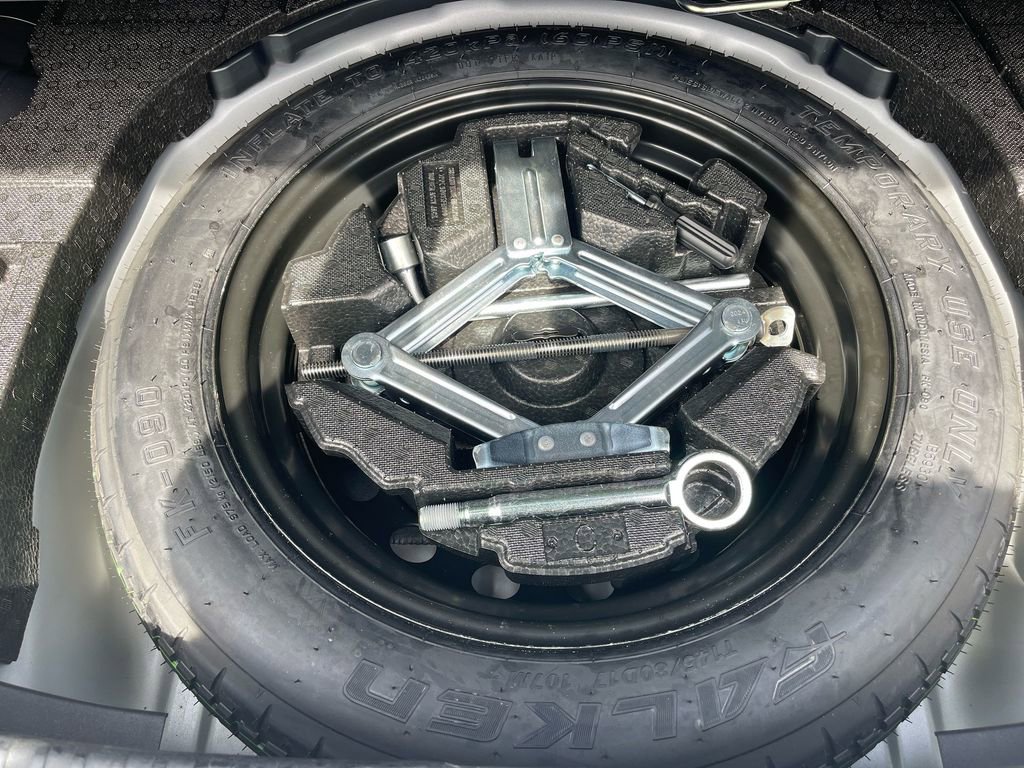 Used 2024 Subaru Crosstrek 2.0i Premium image 29