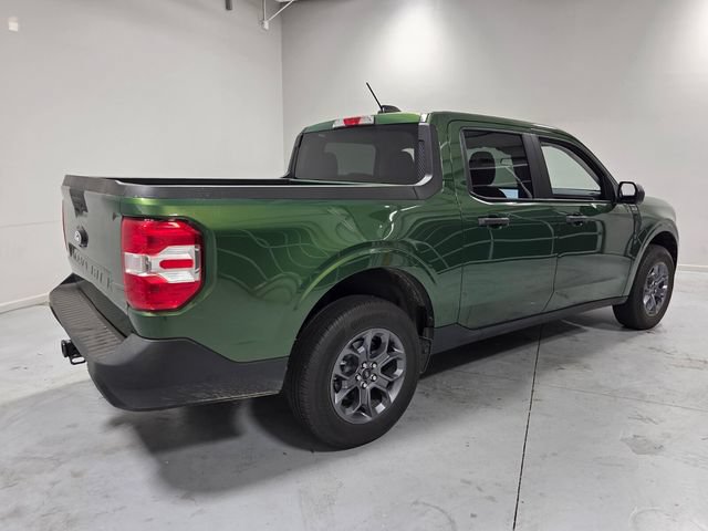 Used 2025 Ford Maverick XLT w/ Equipment Group 302A AWD/4WD image 10