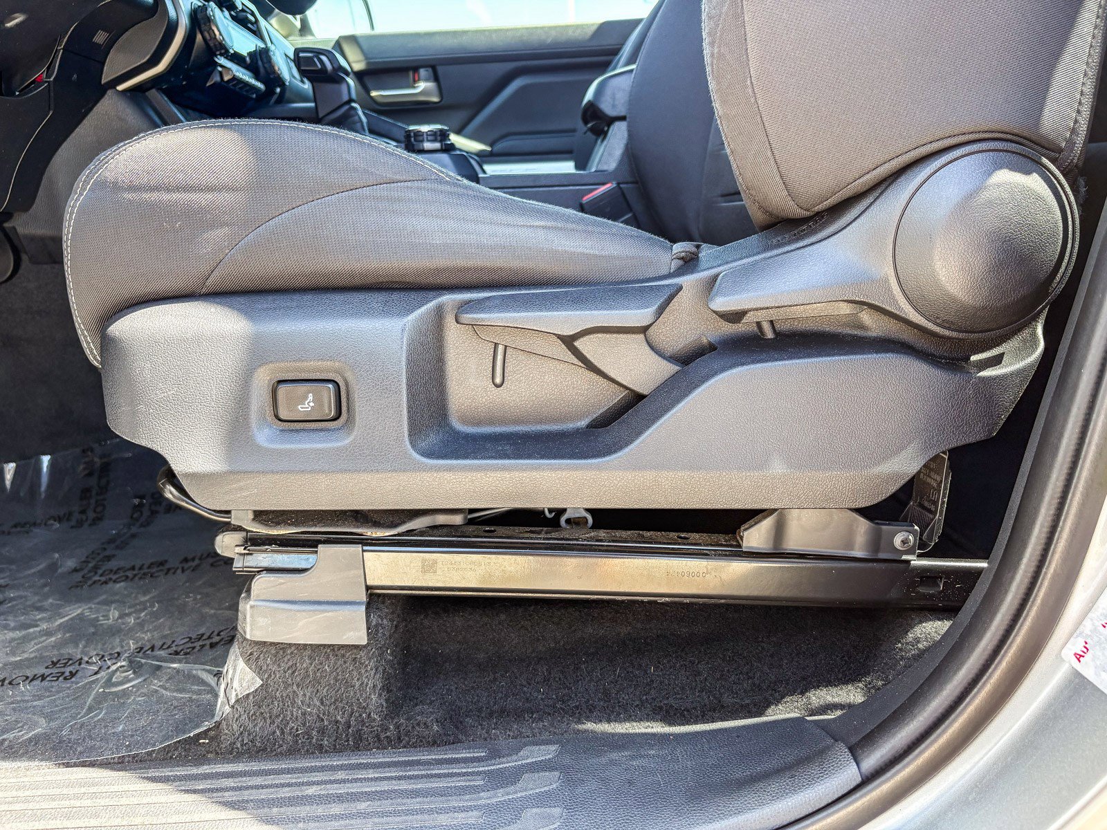 Certified 2024 Toyota Tacoma TRD Off-Road image 20