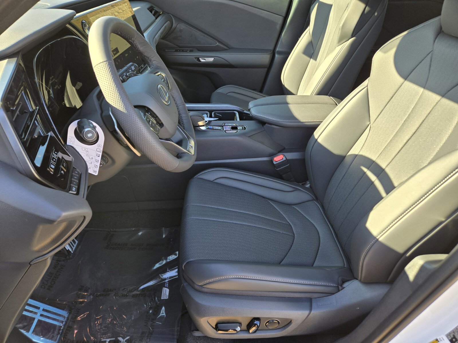 New 2026 Lexus TX 500h AWD image 6