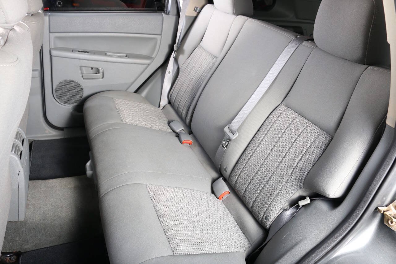 Used 2007 Jeep Grand Cherokee Laredo AWD/4WD image 53