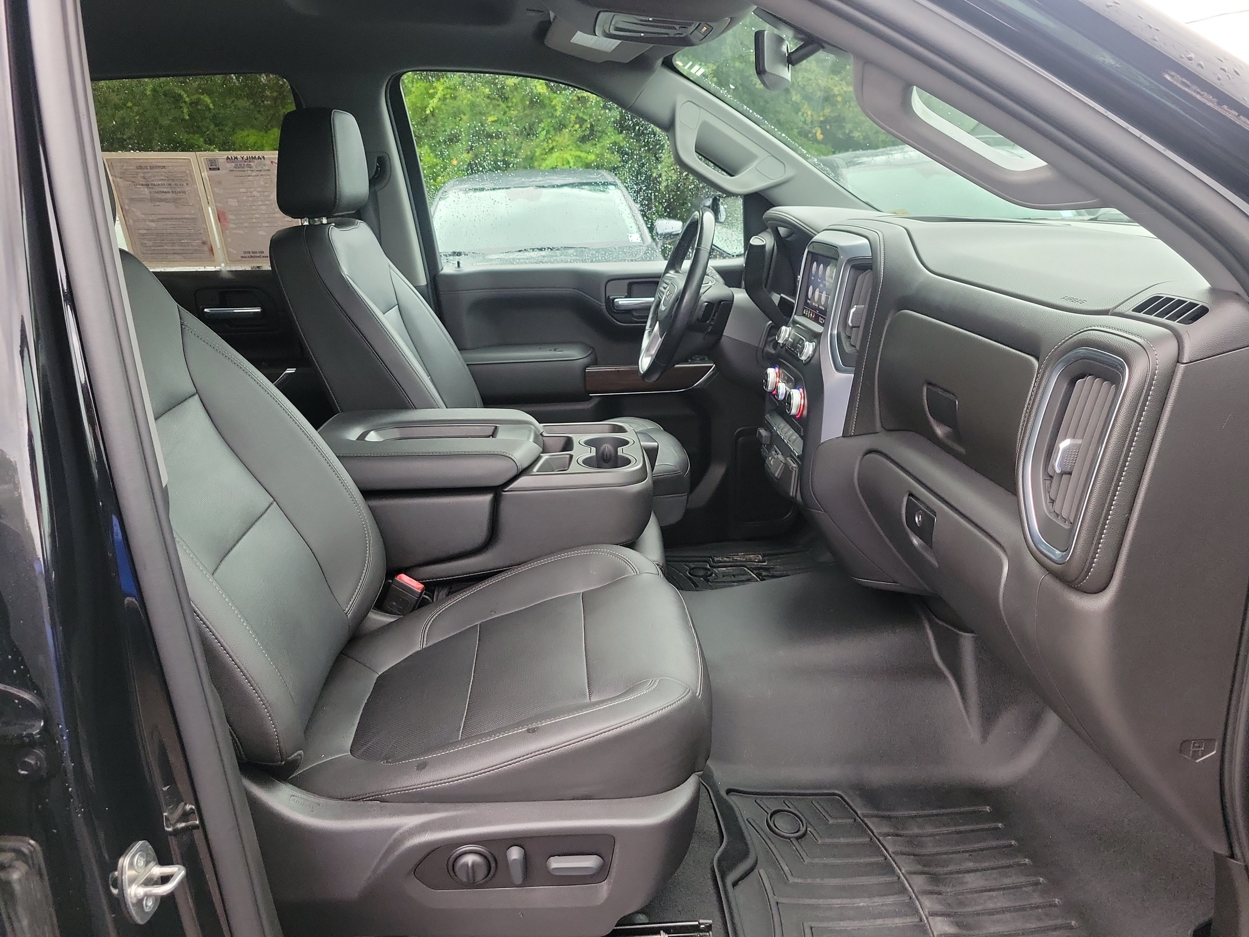 Used 2022 GMC Sierra 1500 SLT AWD/4WD image 5