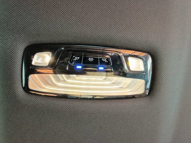 Used 2019 BMW 540i w/ Convenience Package RWD image 25