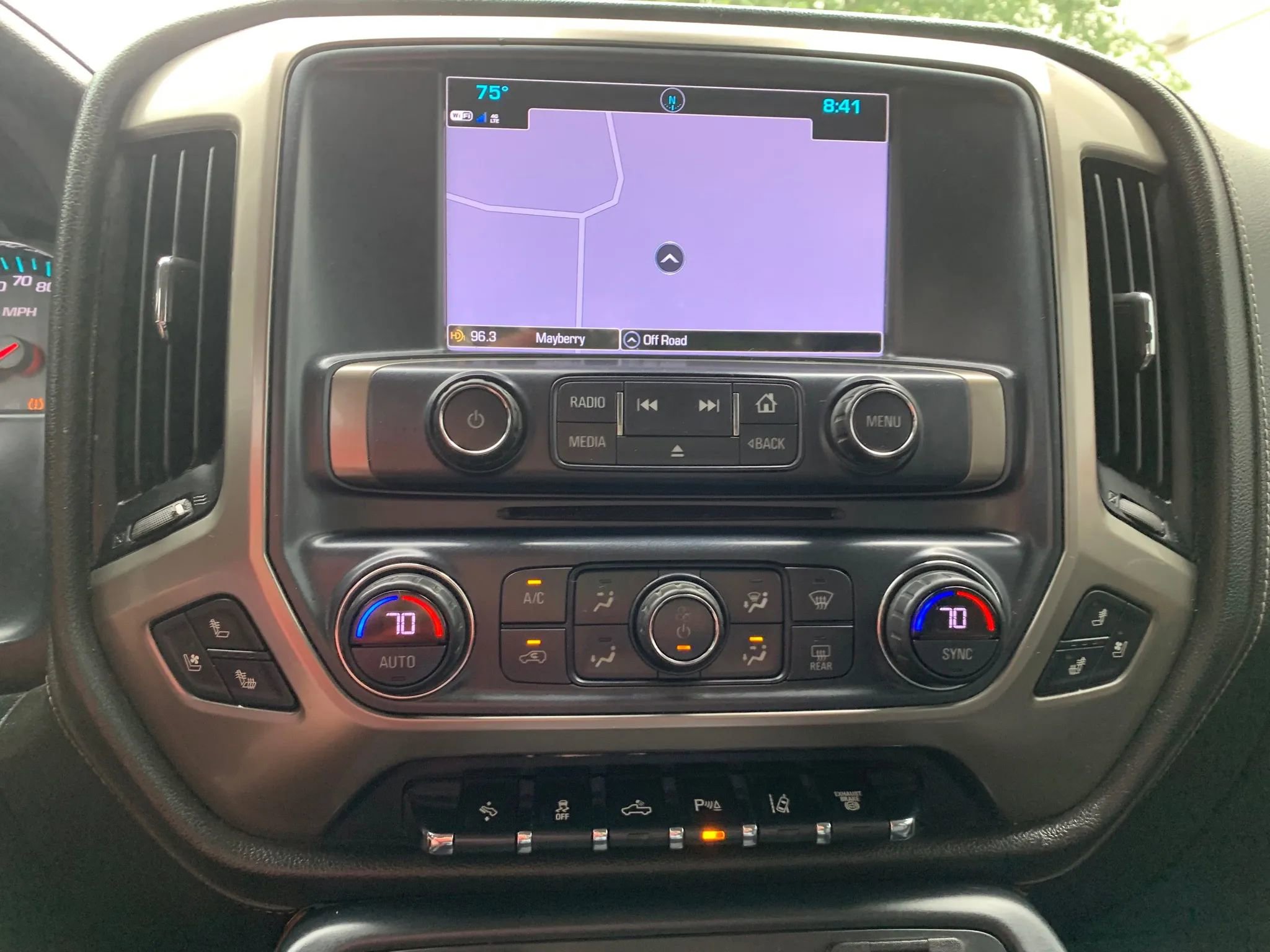 Used 2018 Chevrolet Silverado 2500 High Country w/ Duramax Plus Package image 36