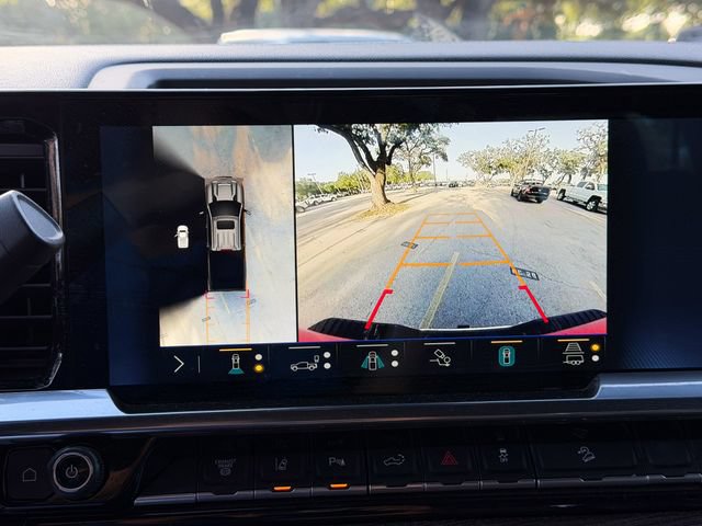 Used 2024 Chevrolet Silverado 2500 LT w/ Texas Edition AWD/4WD image 15