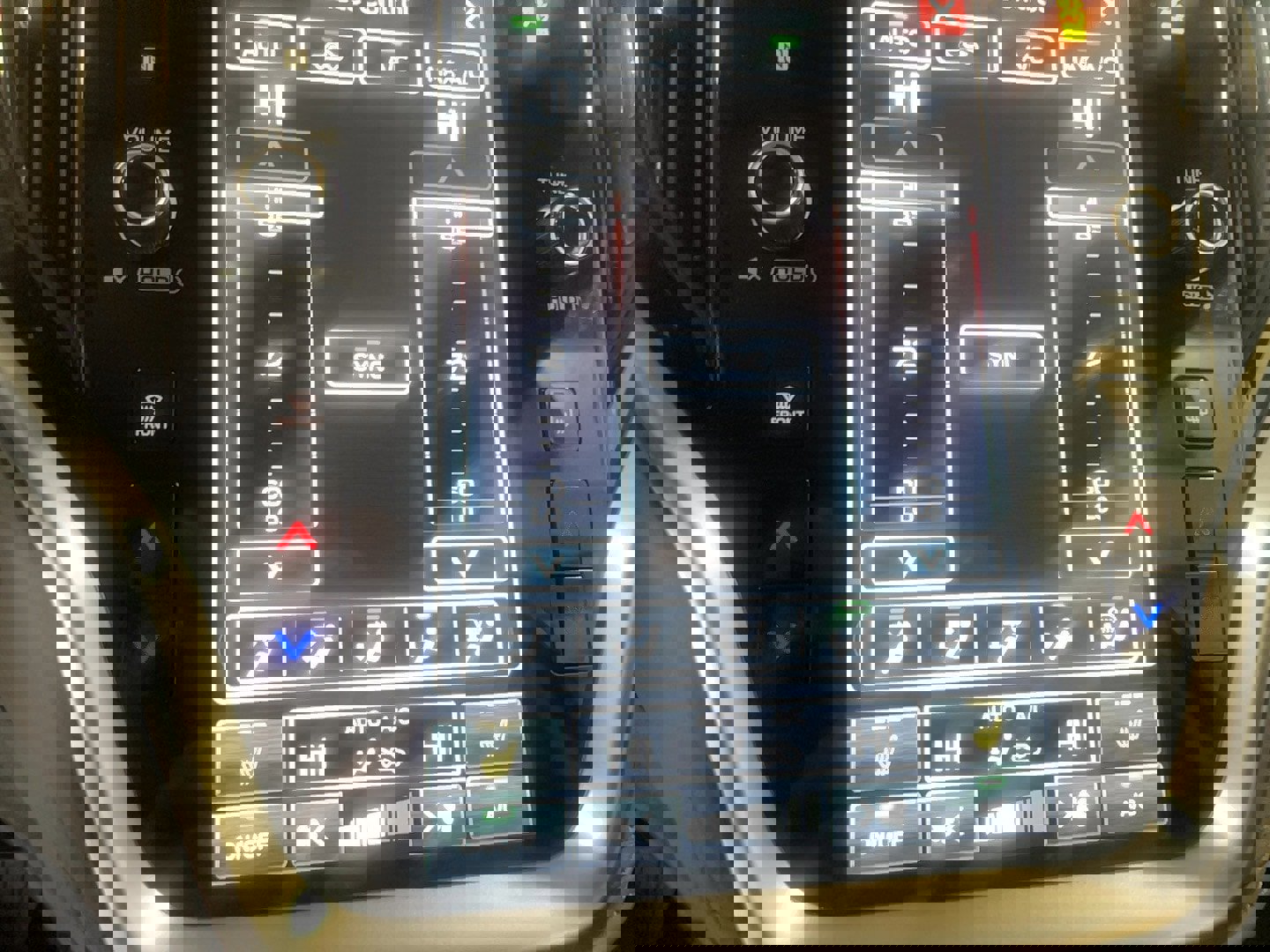 Used 2024 Subaru Outback Premium image 10