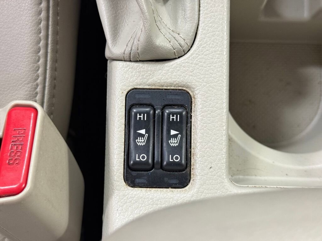 Used 2014 Subaru Crosstrek 2.0i Limited w/ Popular Package #2 image 30