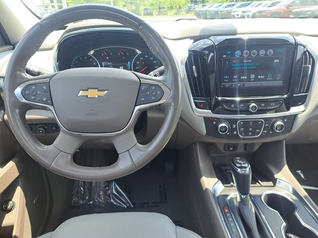 Used 2019 Chevrolet Traverse Premier w/ Driver Confidence II Package FWD image 15