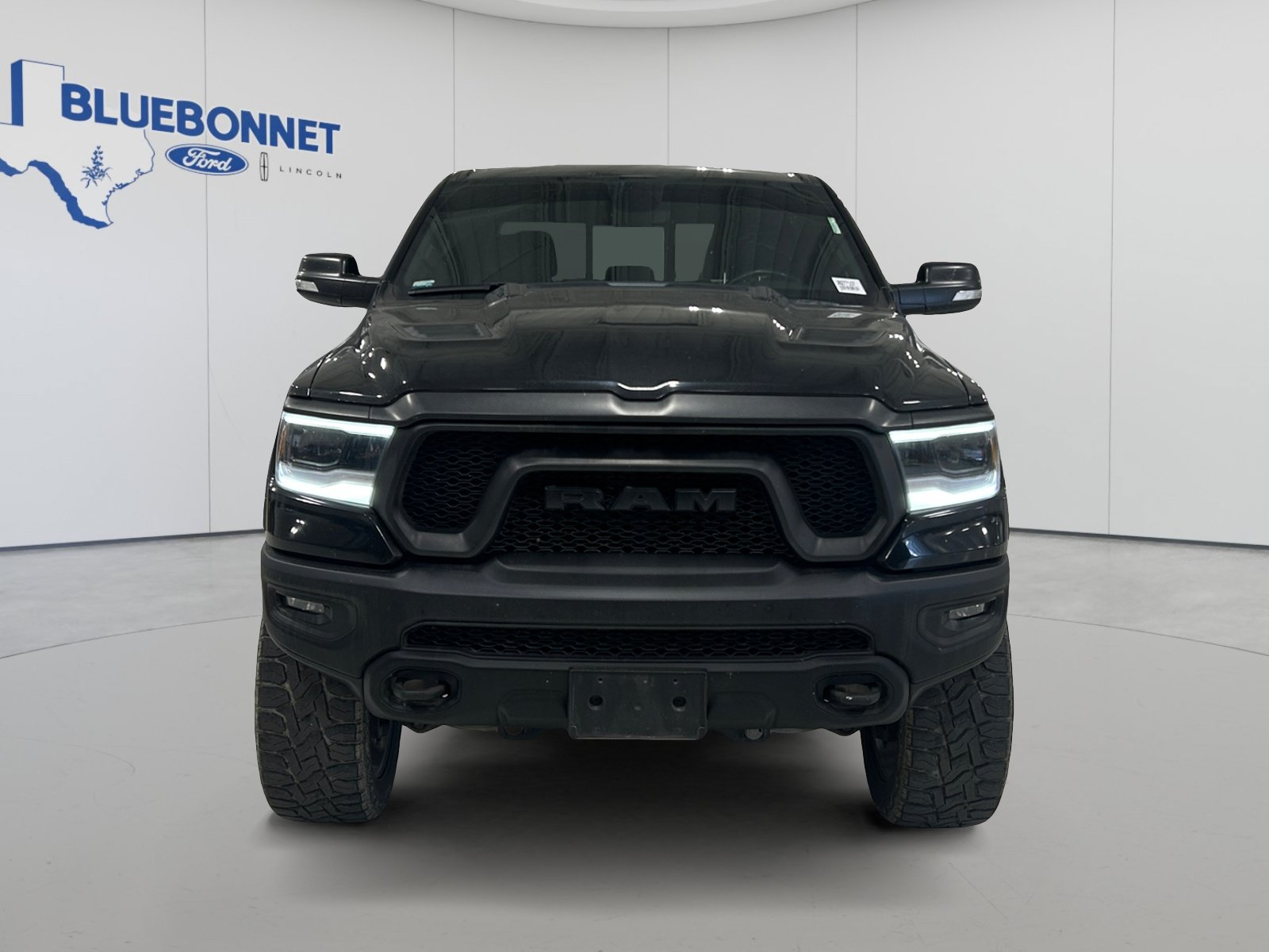 Used 2020 RAM 1500 Rebel w/ Rebel Level 1 Equipment Group AWD/4WD image 2