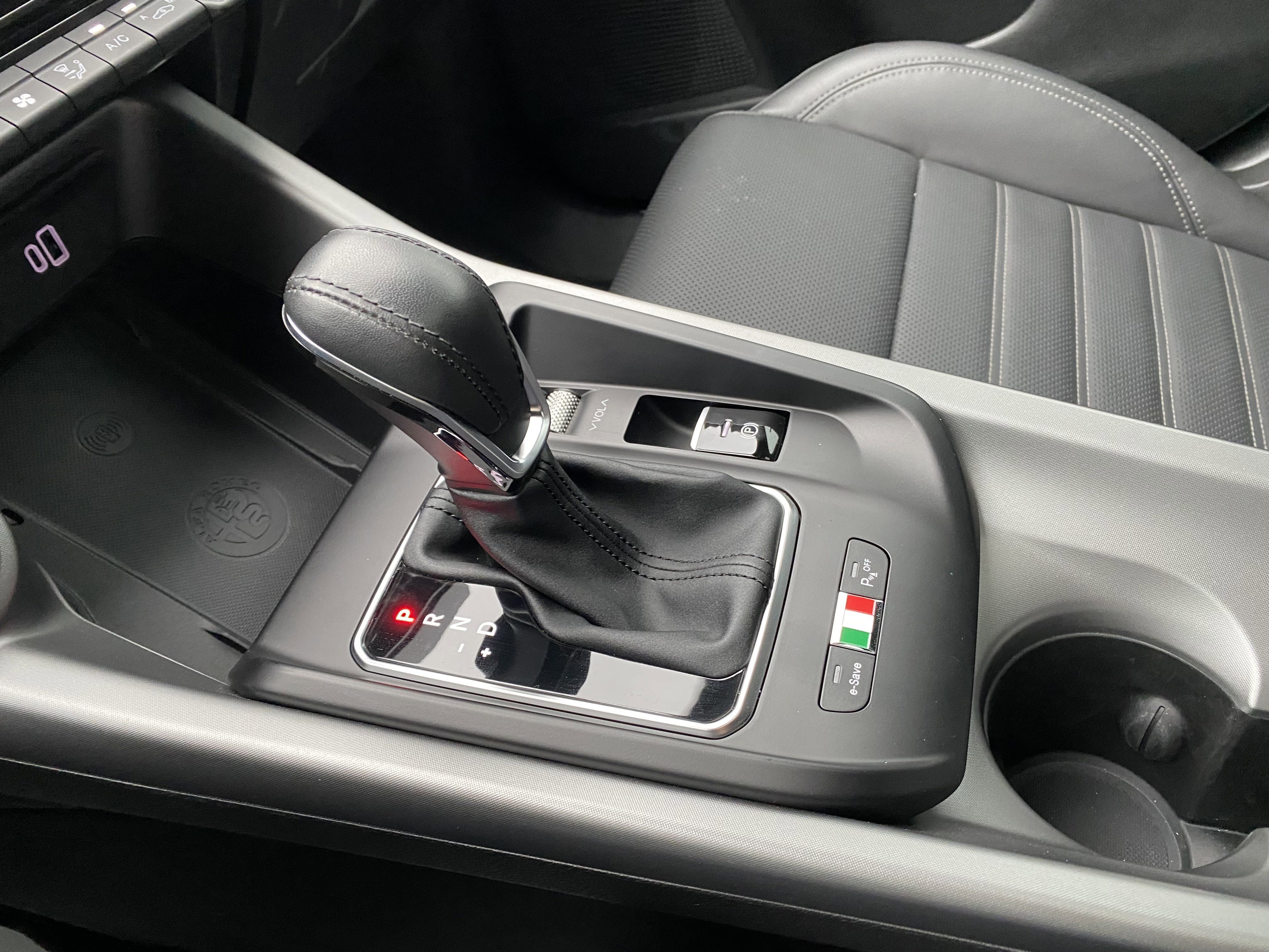 Used 2024 Alfa Romeo Tonale Veloce image 29