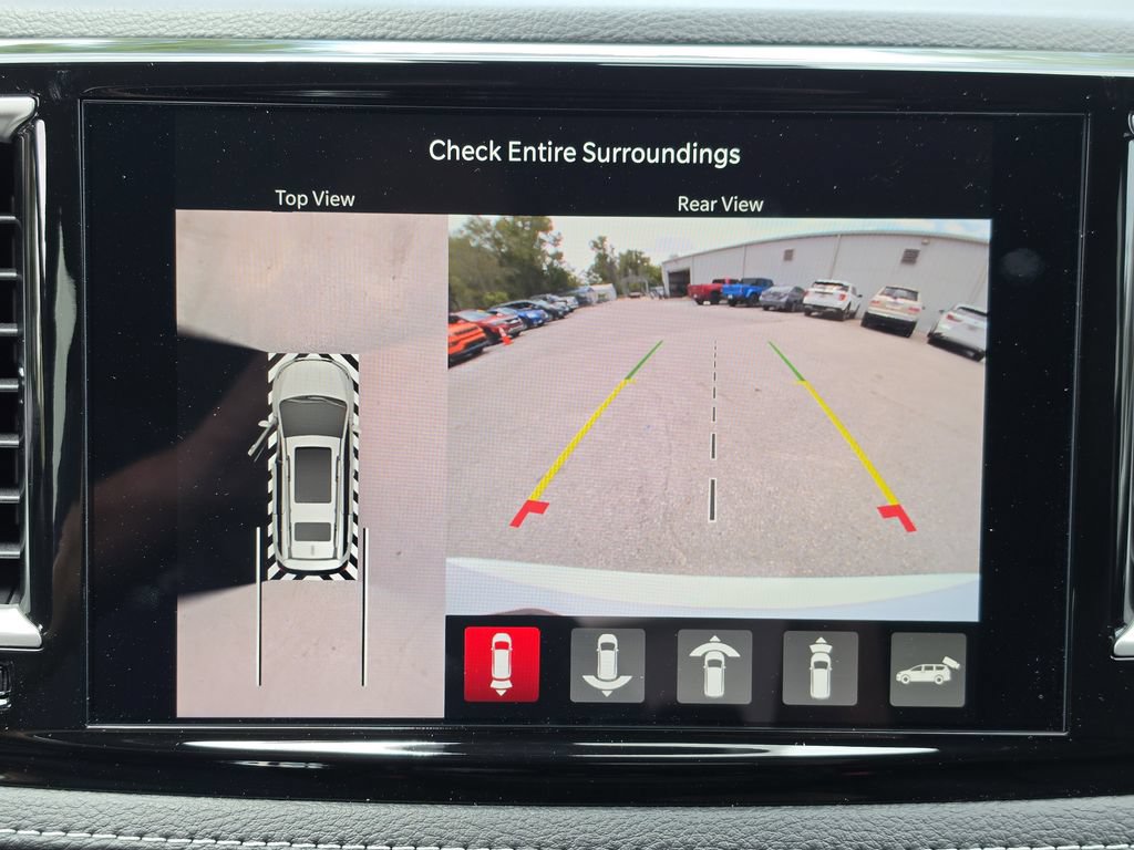 New 2027 Chrysler Pacifica Select w/ Family Tech Group FWD image 23