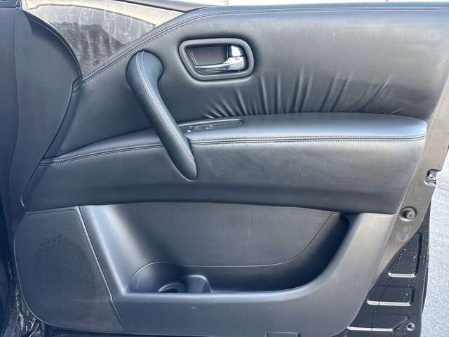 Used 2022 Nissan Armada Platinum w/ Captain's Chairs Package image 11