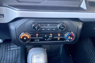 Used 2023 Ford Bronco 2-Door AWD/4WD image 17