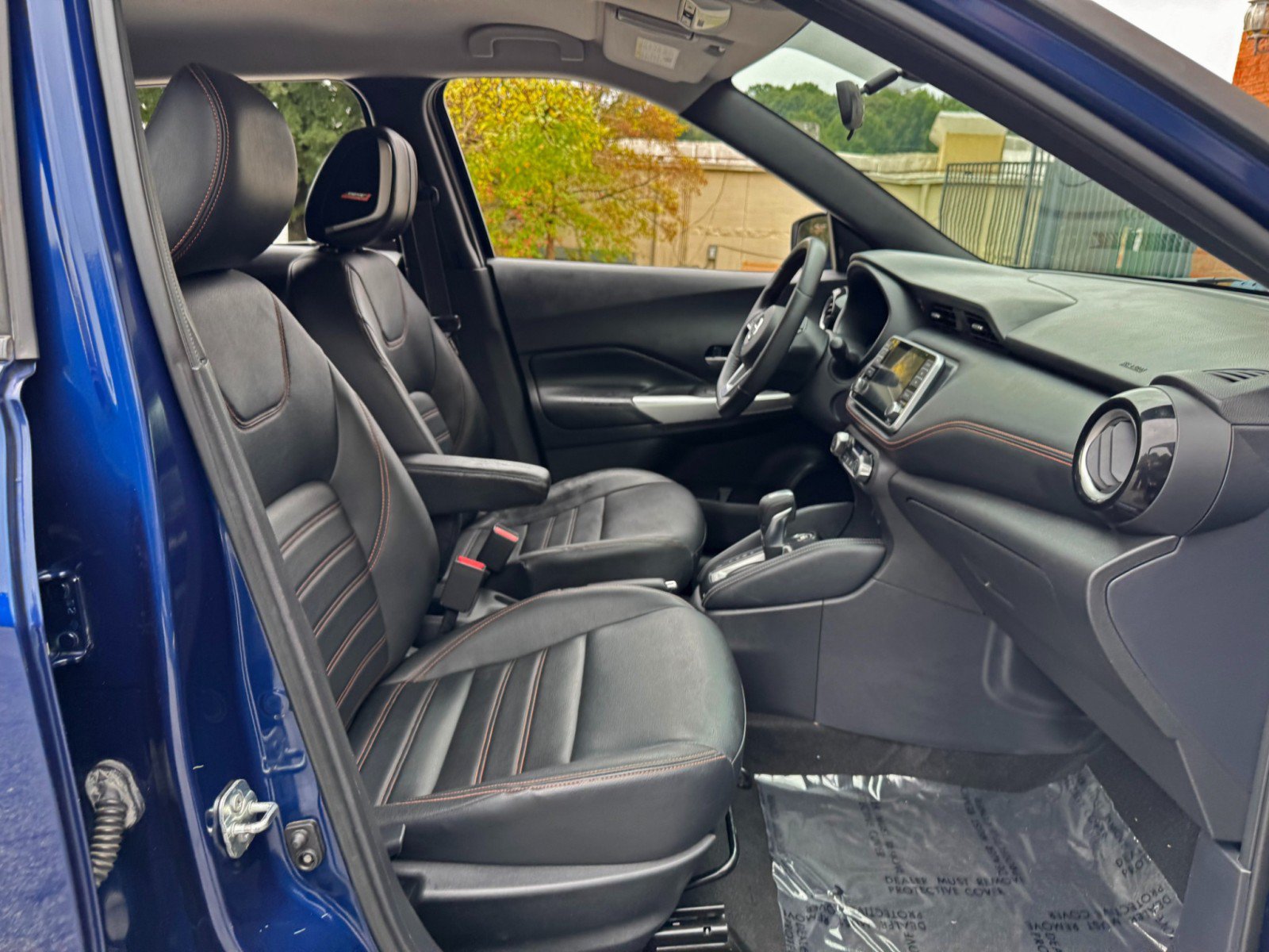Used 2019 Nissan Kicks SR w/ SR Premium Package FWD image 14