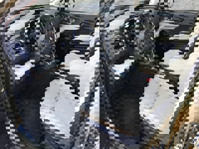 Certified 2025 Subaru Ascent Limited w/ Popular Package #2 image 5