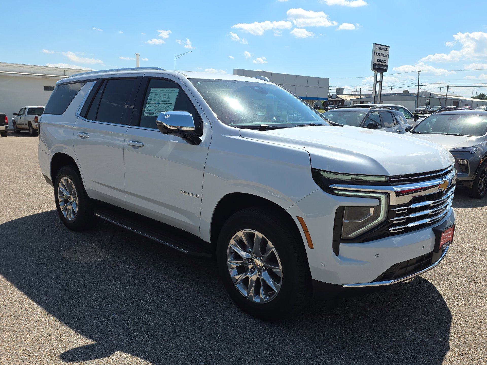 New 2026 Chevrolet Tahoe Premier w/ Sun And Tow Package AWD/4WD image 2
