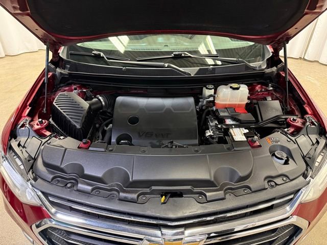 Used 2020 Chevrolet Traverse LT image 28