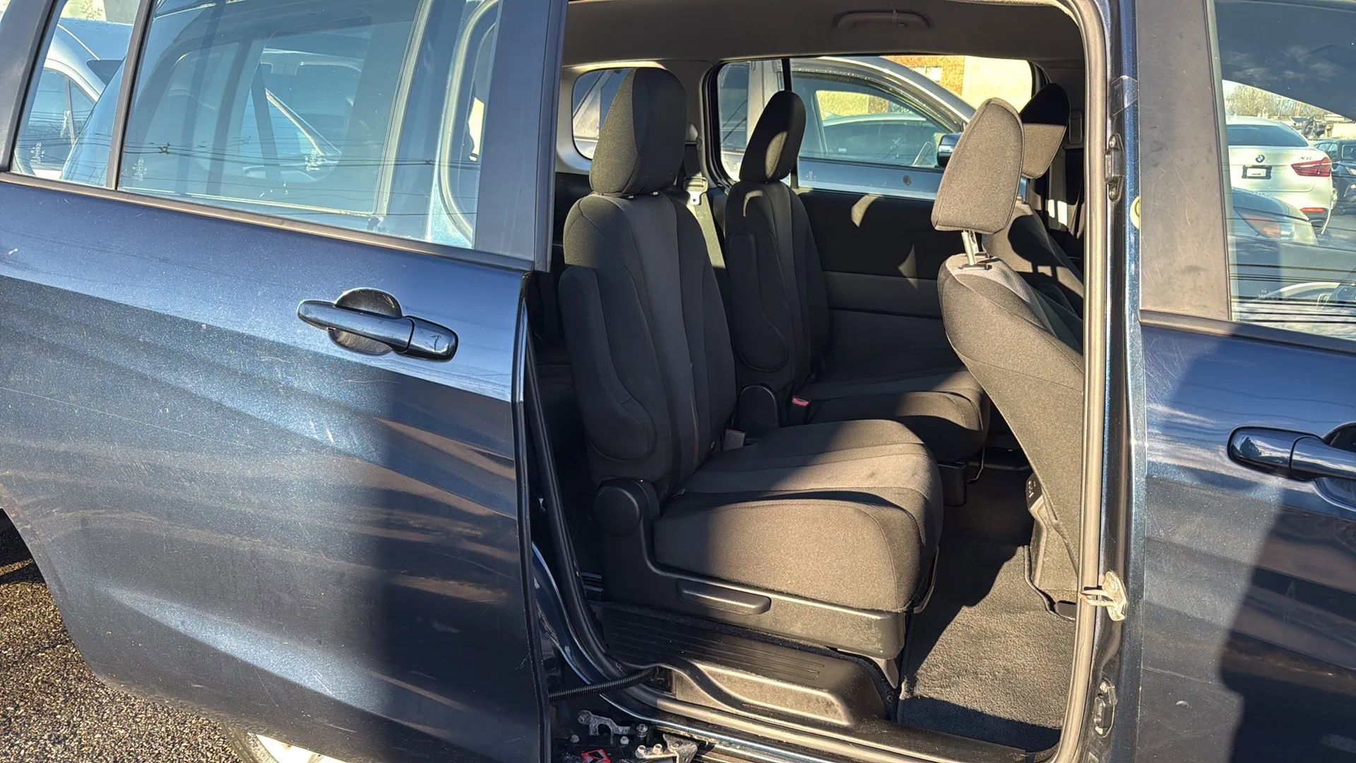 Used 2014 MAZDA MAZDA5 Sport image 26