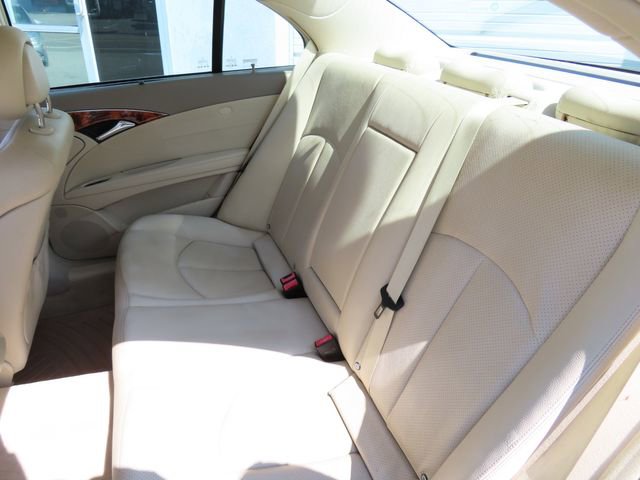 Used 2005 Mercedes-Benz E 320 Sedan image 12