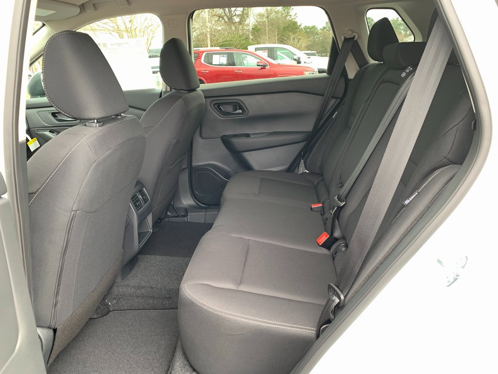 New 2026 Nissan Rogue S image 16