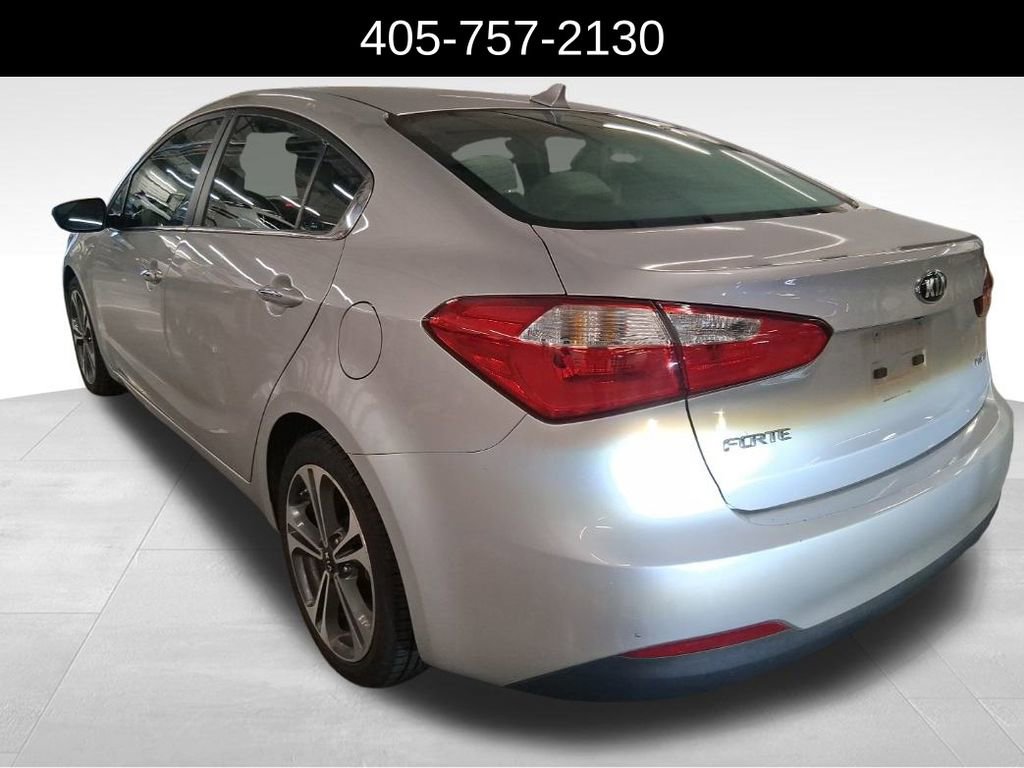 Used 2016 Kia Forte EX image 4
