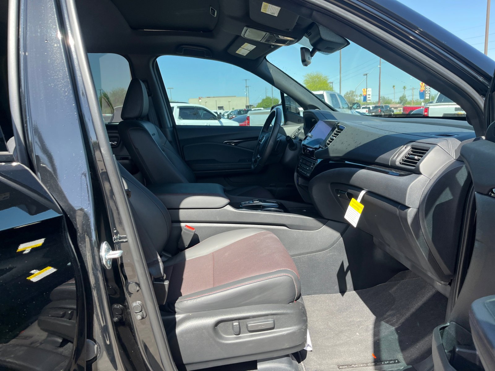 Used 2025 Honda Ridgeline Black Edition image 19
