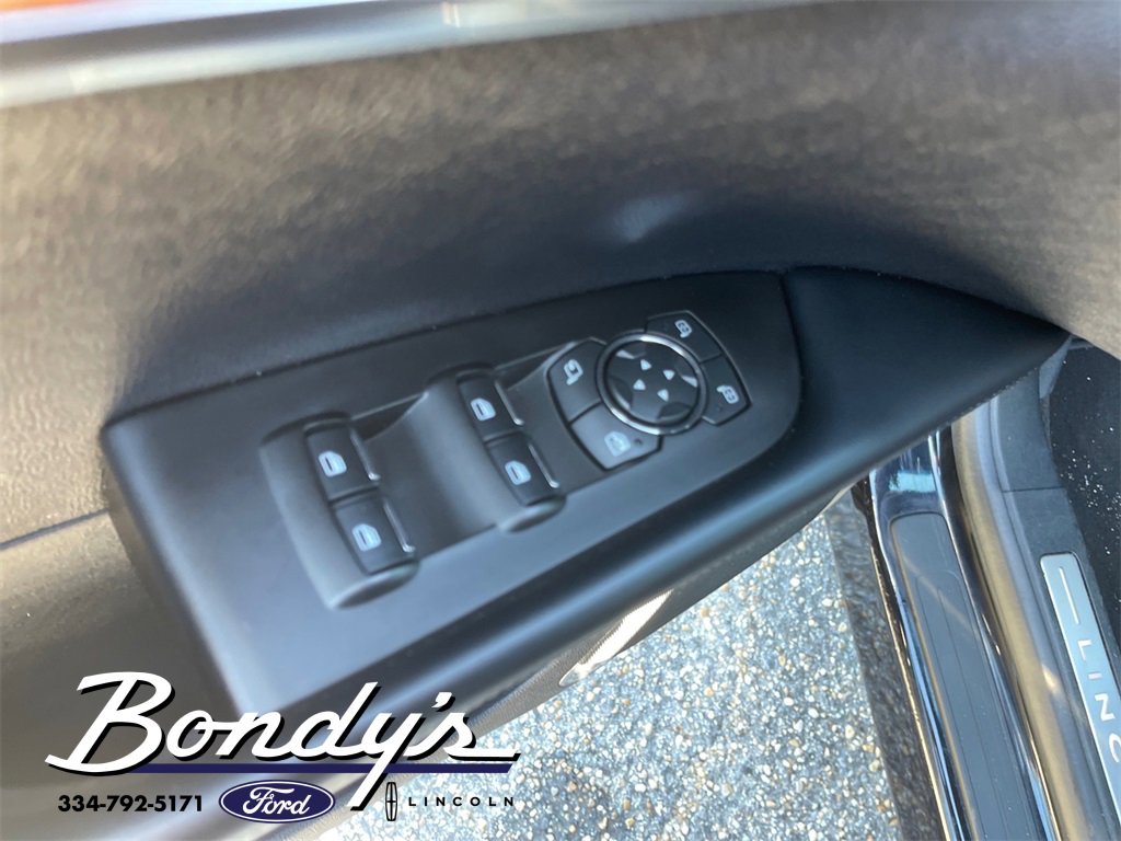 Used 2019 Lincoln Nautilus Reserve image 8