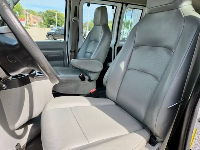 Used 2014 Ford E-350 and Econoline 350 XL w/ Power Windows & Locks Group RWD image 12