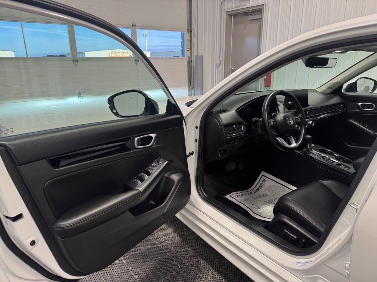 Used 2024 Honda Civic Touring image 9
