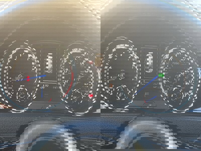 Used 2016 Volkswagen Golf 4-Door image 32