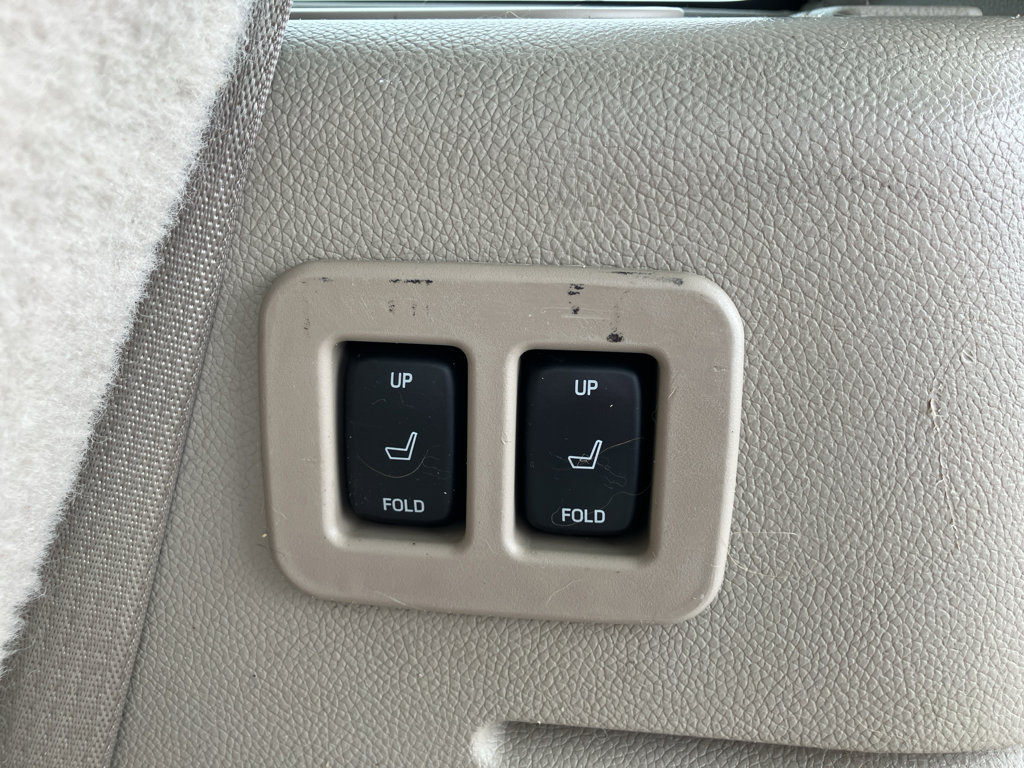 Used 2014 Ford Expedition Limited w/ Equipment Group 301A AWD/4WD image 34