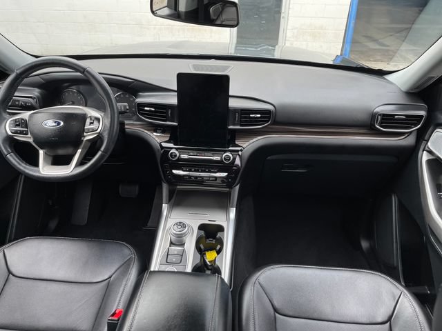 Used 2024 Ford Explorer Limited w/ Limited Technology Package AWD/4WD image 39