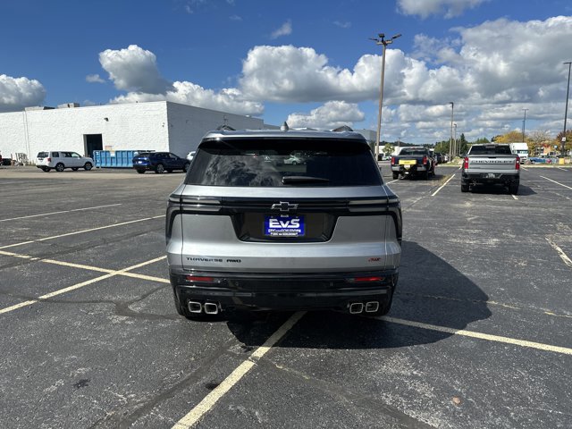New 2026 Chevrolet Traverse RS w/ LPO, Floor Liner Package image 6