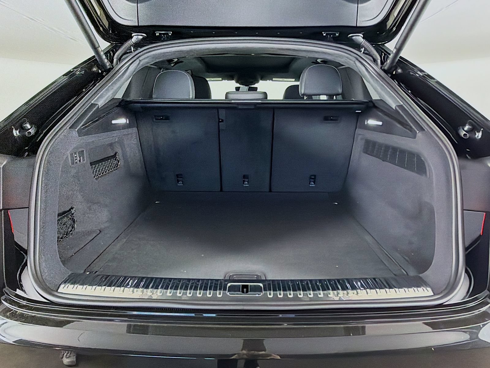 New 2026 Audi Q8 Prestige AWD/4WD image 28