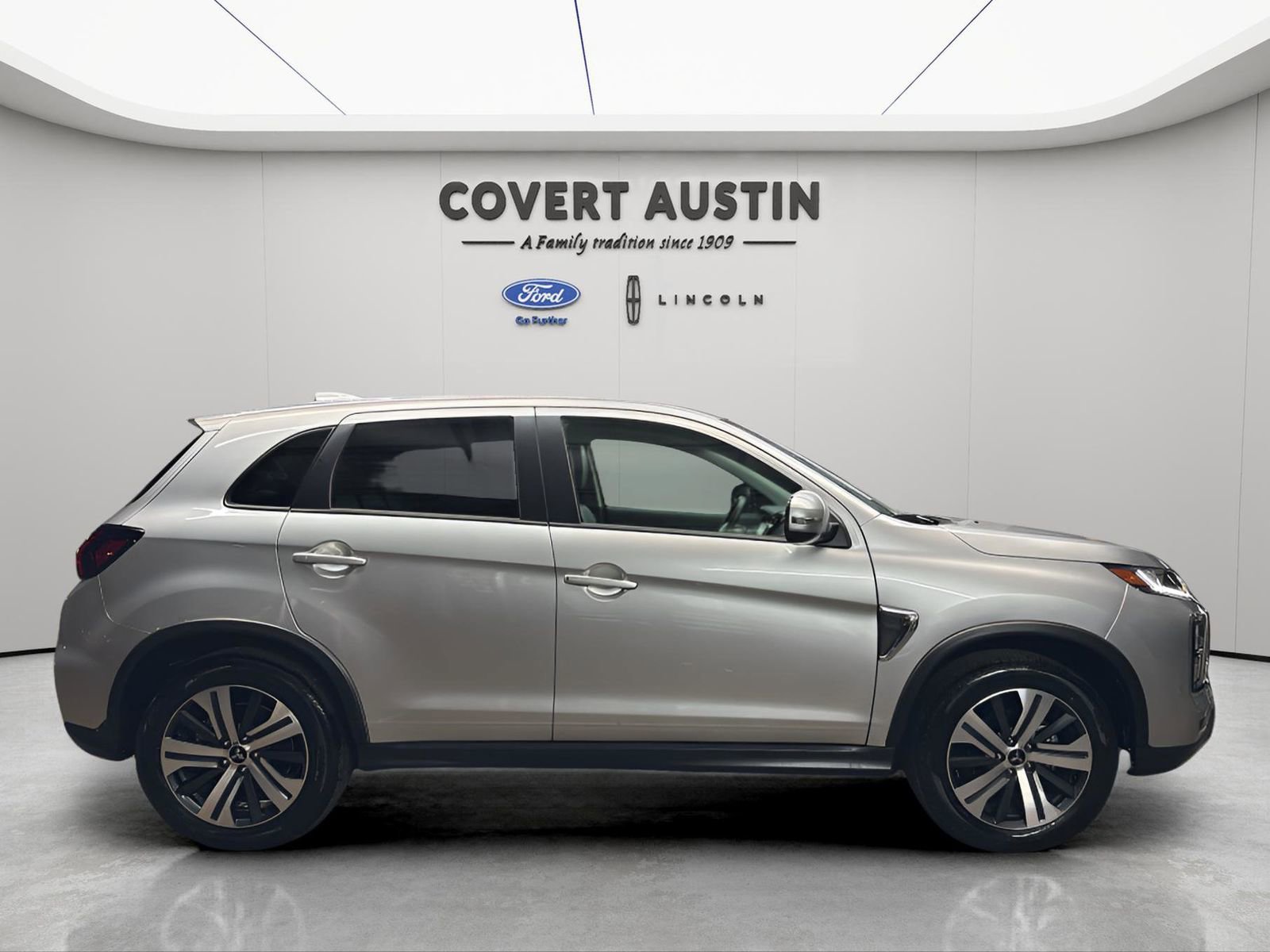 Used 2025 Mitsubishi Outlander Sport AWD image 6