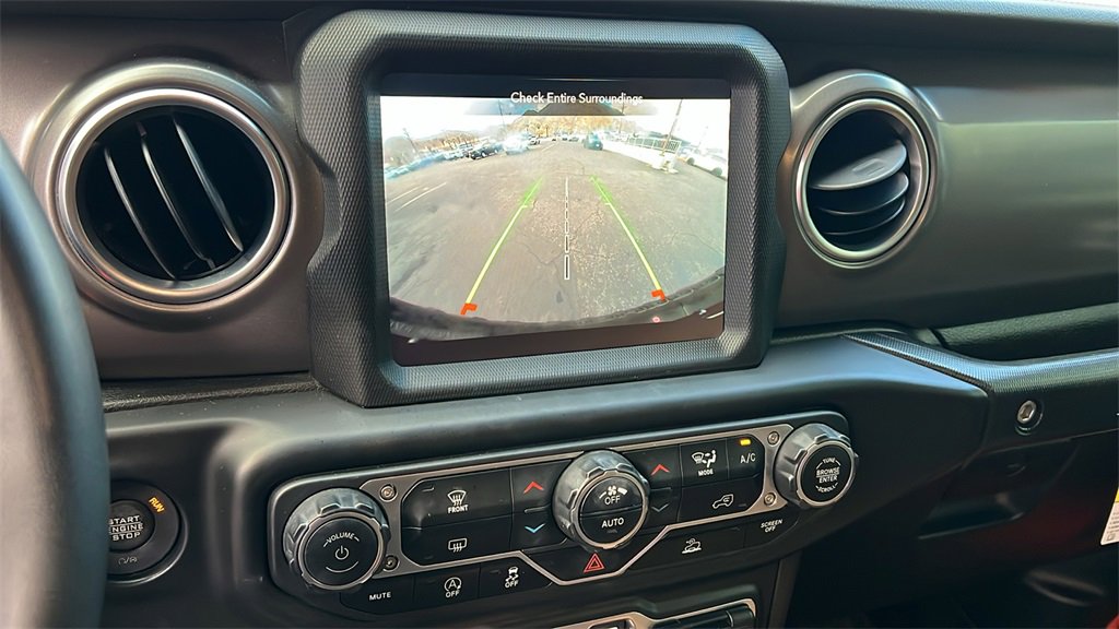 Used 2023 Jeep Wrangler Unlimited Rubicon w/ Xtreme 35 Tire Package image 15