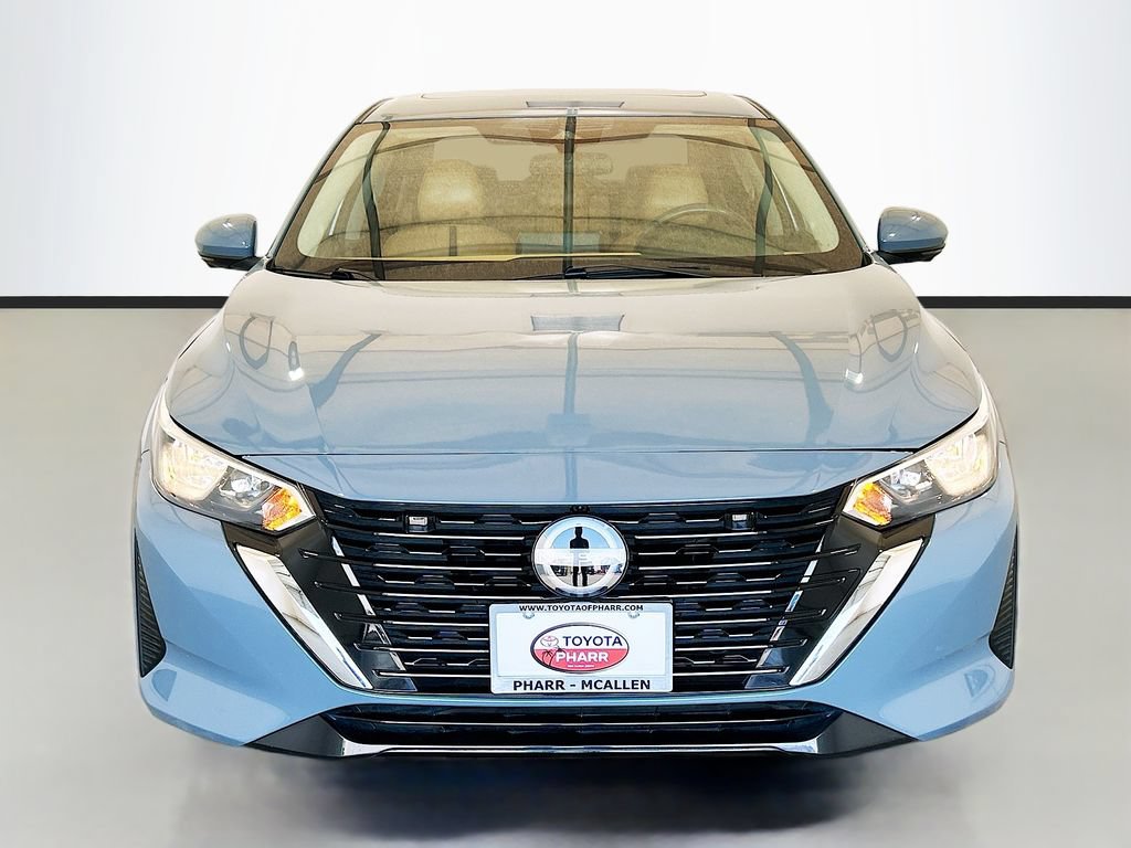 Used 2024 Nissan Sentra SV w/ SV Premium Package FWD image 2