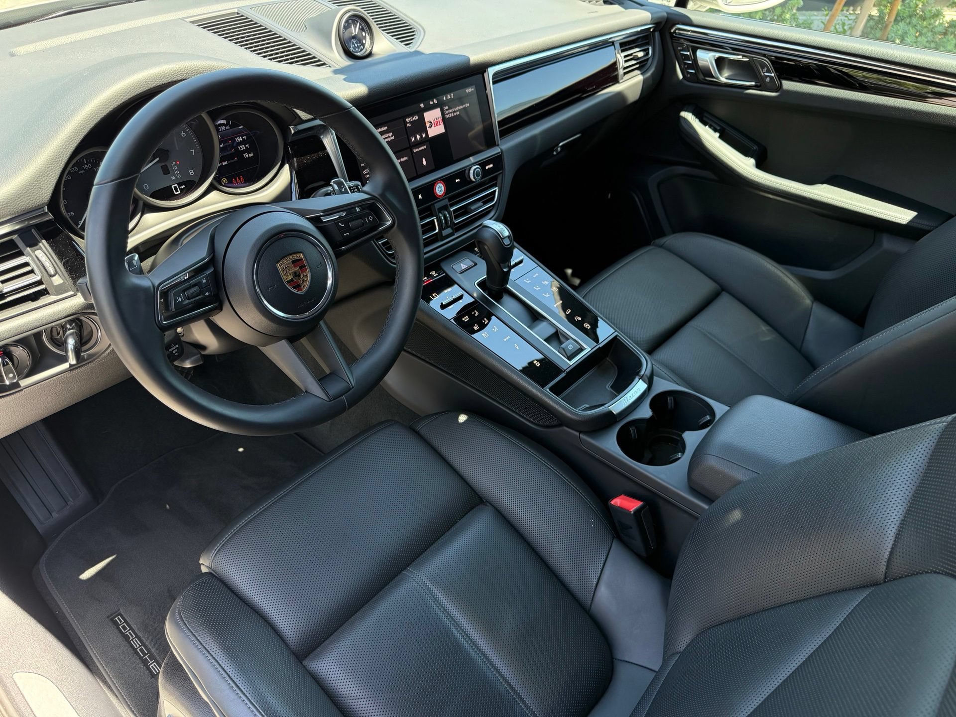 Used 2026 Porsche Macan S AWD/4WD image 4