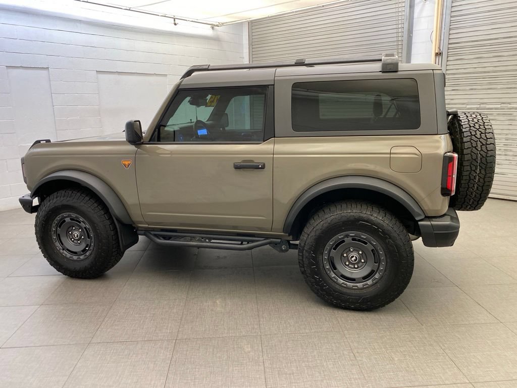 Used 2025 Ford Bronco Badlands AWD/4WD image 11