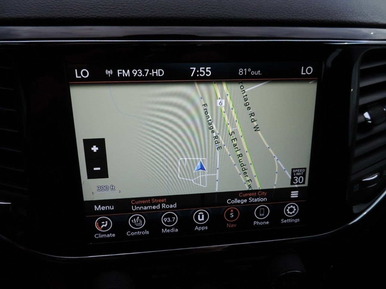 Used 2021 Jeep Grand Cherokee Laredo X AWD/4WD image 22