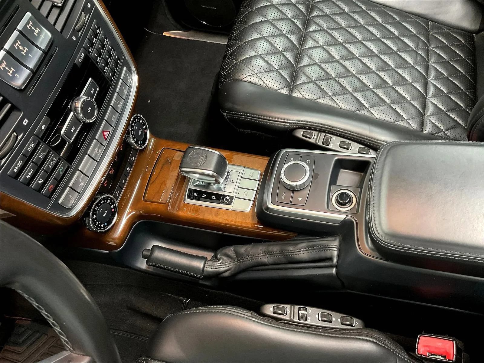 Used 2014 Mercedes-Benz G 63 AMG 4MATIC image 23