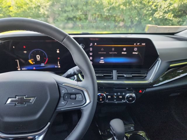 New 2026 Chevrolet Trax ACTIV w/ Sunroof Package FWD image 26