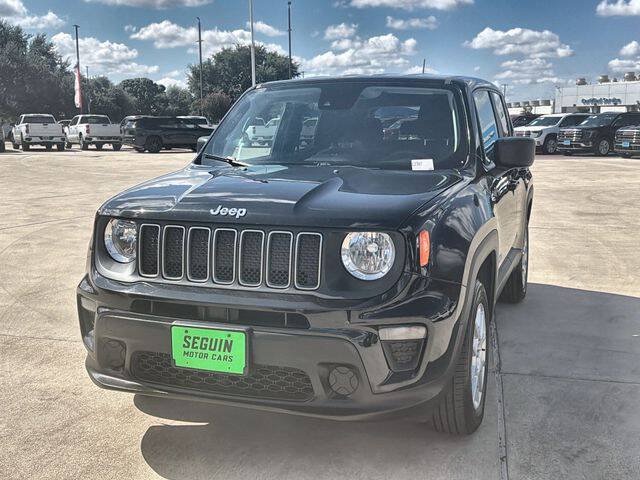 Used 2023 Jeep Renegade Latitude AWD/4WD image 1
