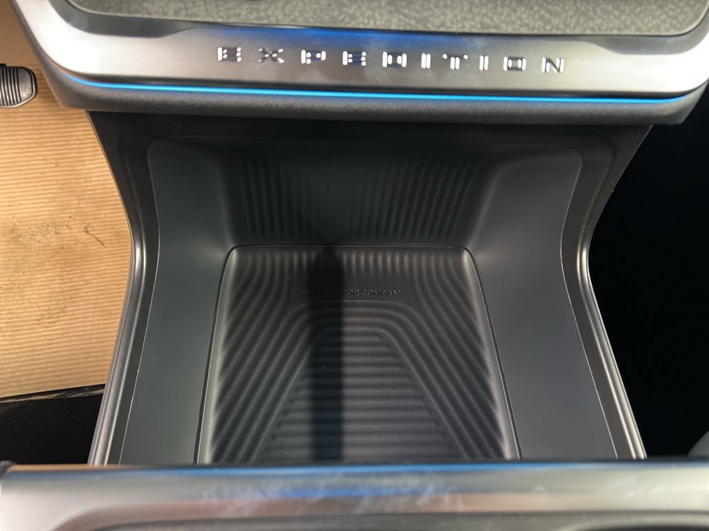 New 2026 Ford Expedition Tremor AWD/4WD image 18