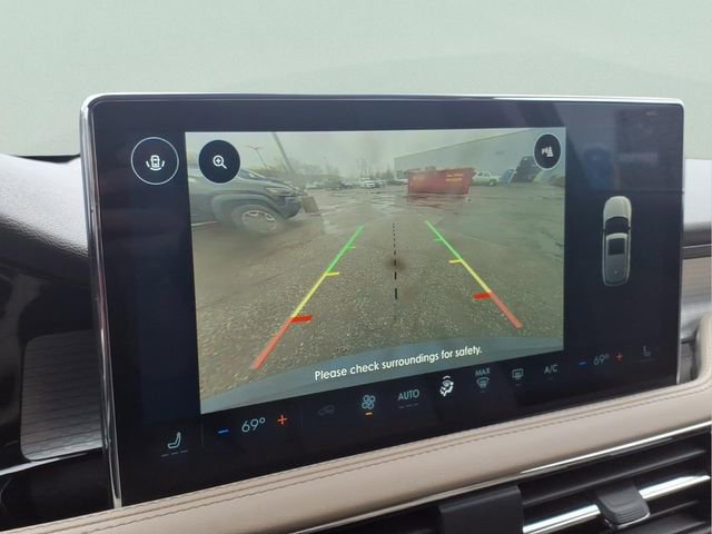 Used 2024 Lincoln Corsair FWD image 21