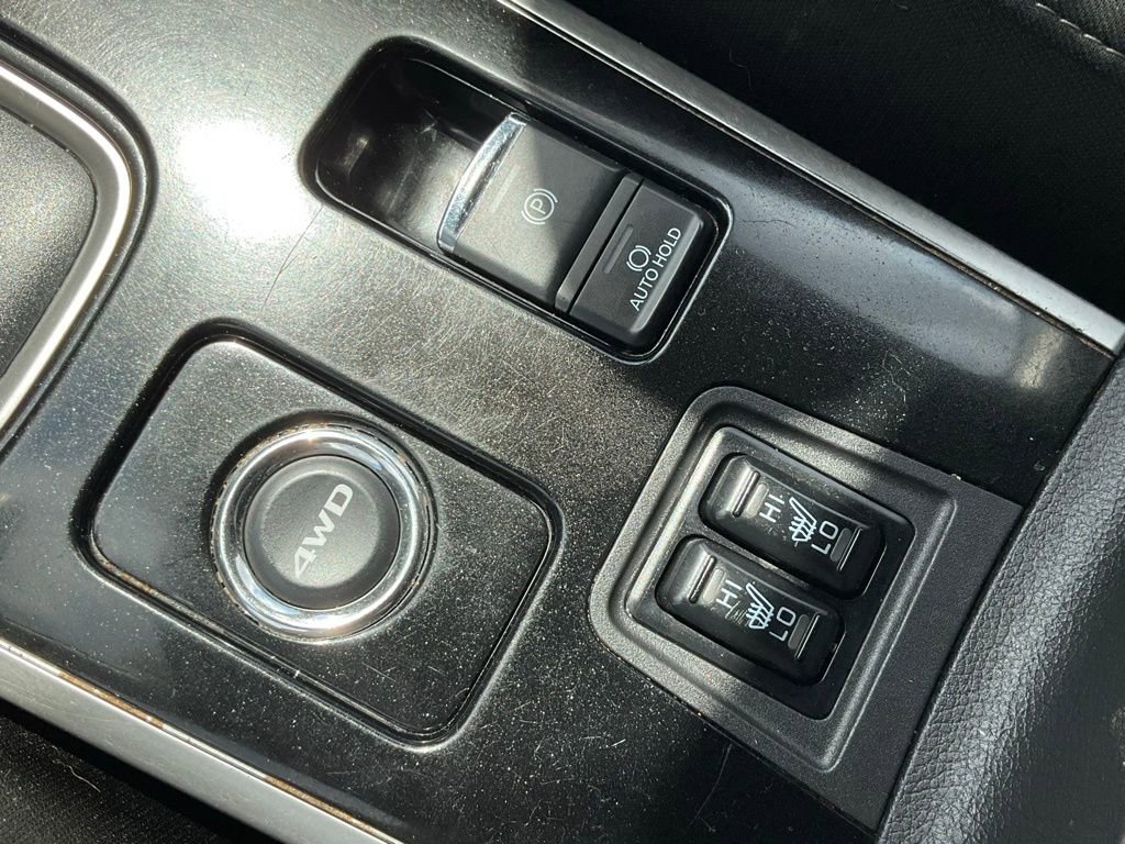Used 2019 Mitsubishi Outlander ES image 12