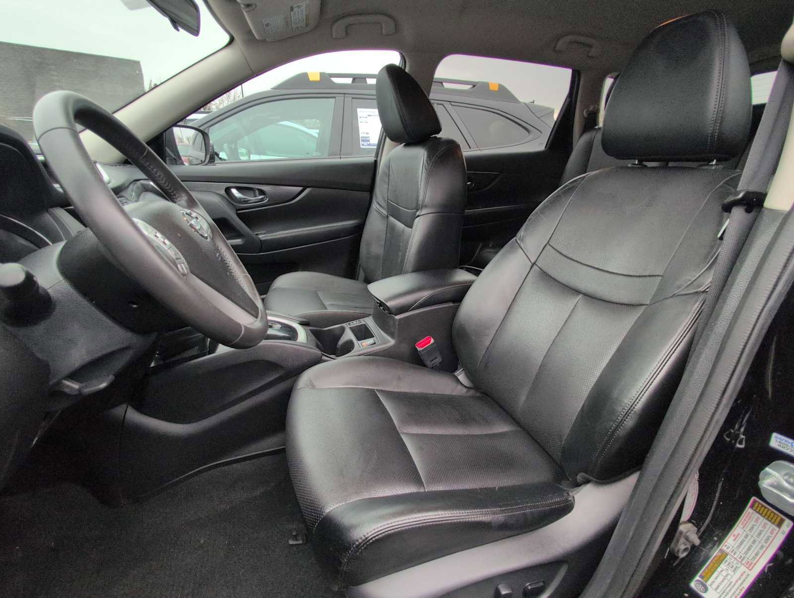 Used 2015 Nissan Rogue SL image 17