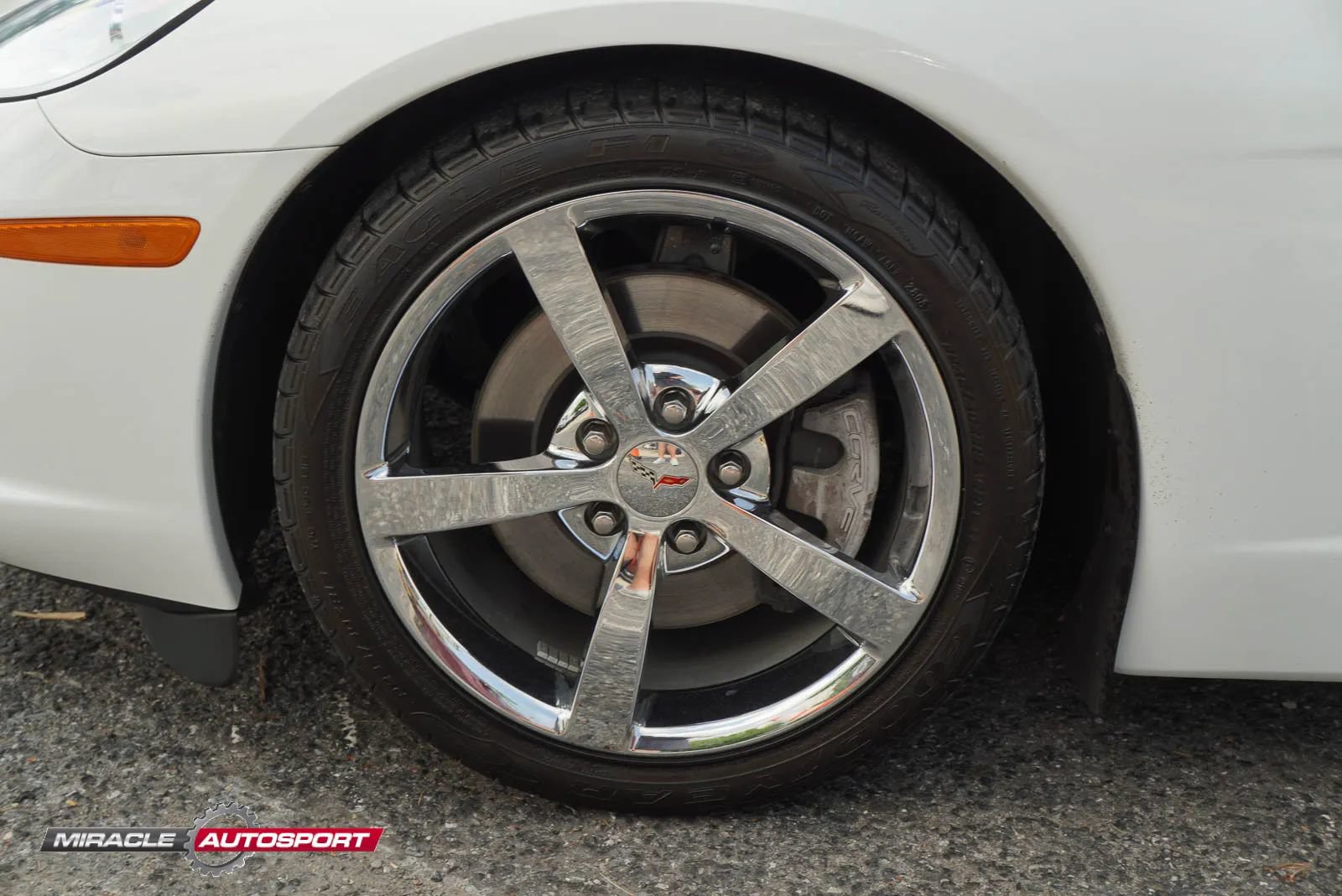 Used 2009 Chevrolet Corvette Convertible w/ Preferred Equipment Group RWD image 13
